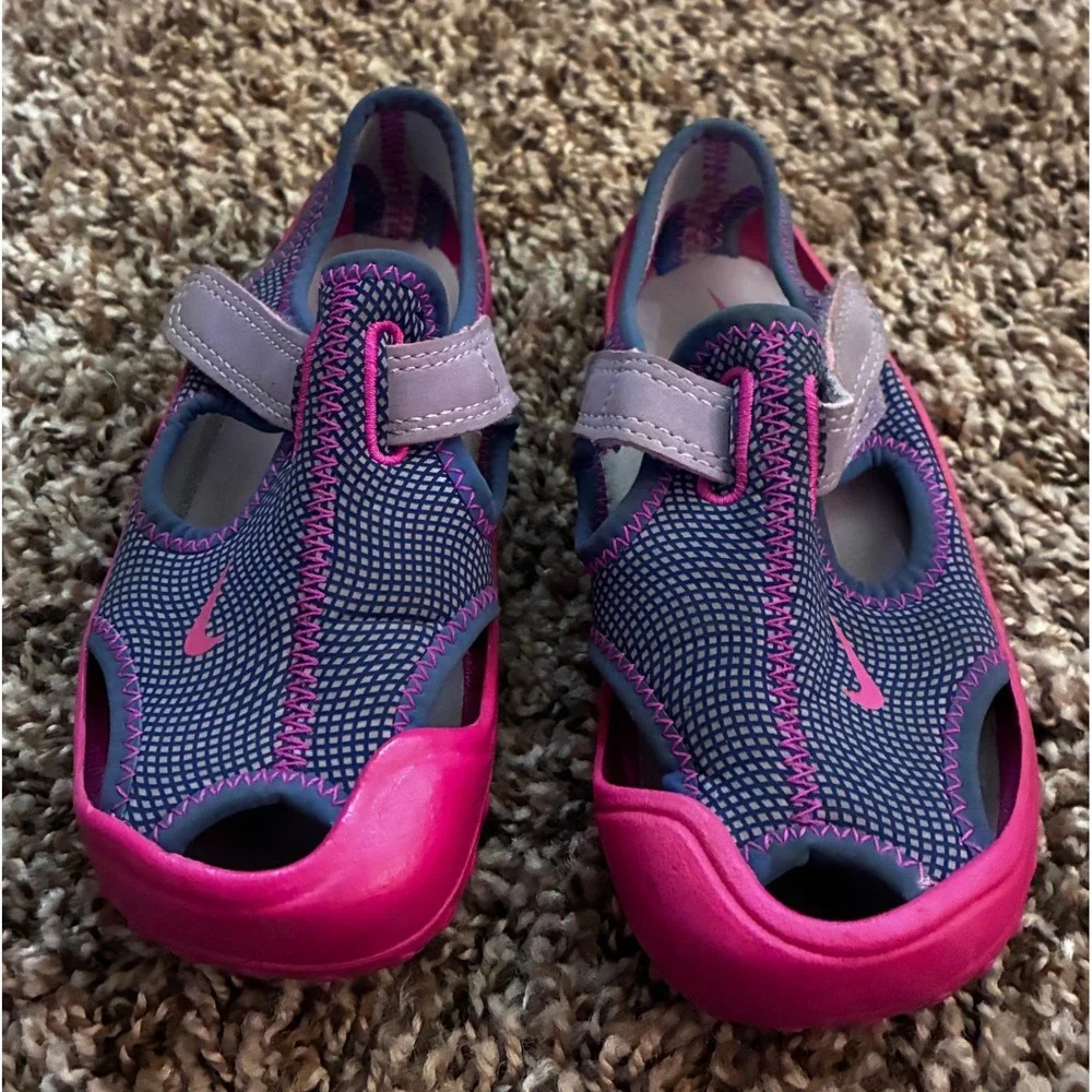 Nike Girls Purple & Pink Sunray Protect 2 Water Sandals Size 10.55